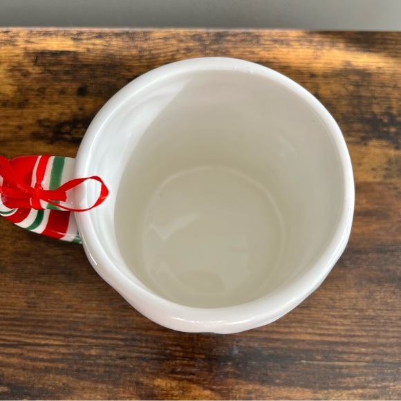 Lang| Christmas Winter Gingerbread House Ceramic Mug - Picture 3 of 3